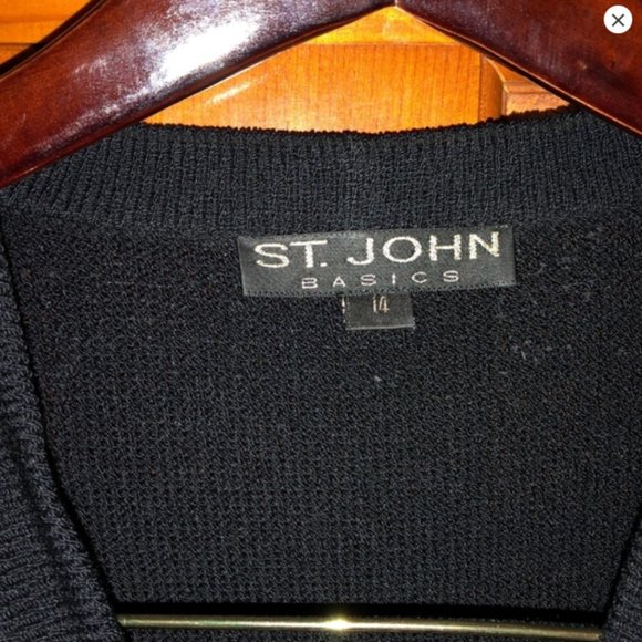 St. John's Vintage Knit Cardigan w Gold Buttons - Picture 6 of 6
